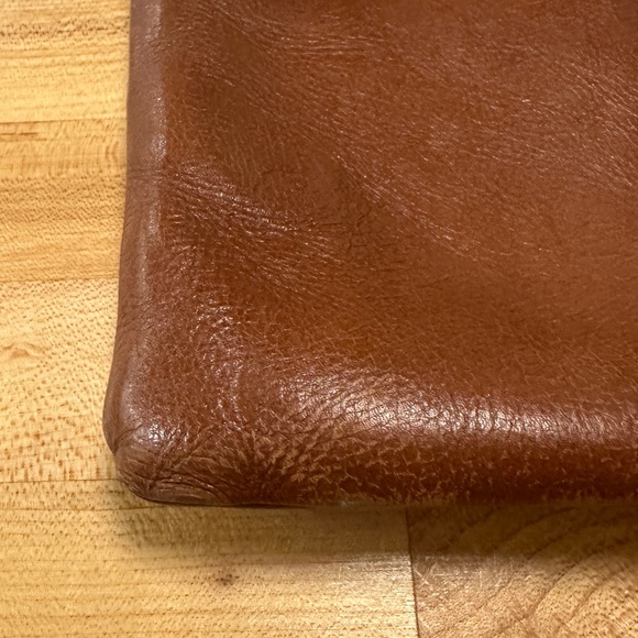 Patricia Nash brown saddle leather large size zippered wristlet - Picture 9 of 12